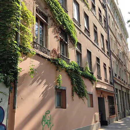 Let's L'escale In